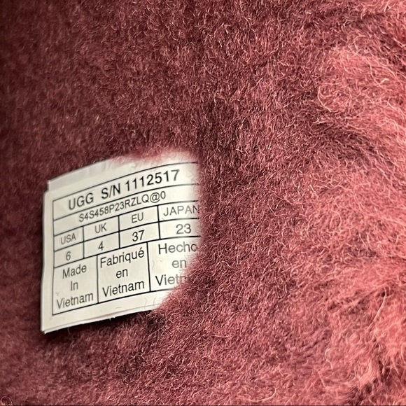 Ugg Wild Grape Classic Zodiac Short Suede Boots Women’s Size 6 Cozy Warm Classic - Picture 13 of 14